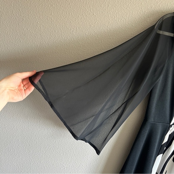 Vintage Montgomery Ward Retro Black and White Women's Maxi Dress - Picture 2 of 11